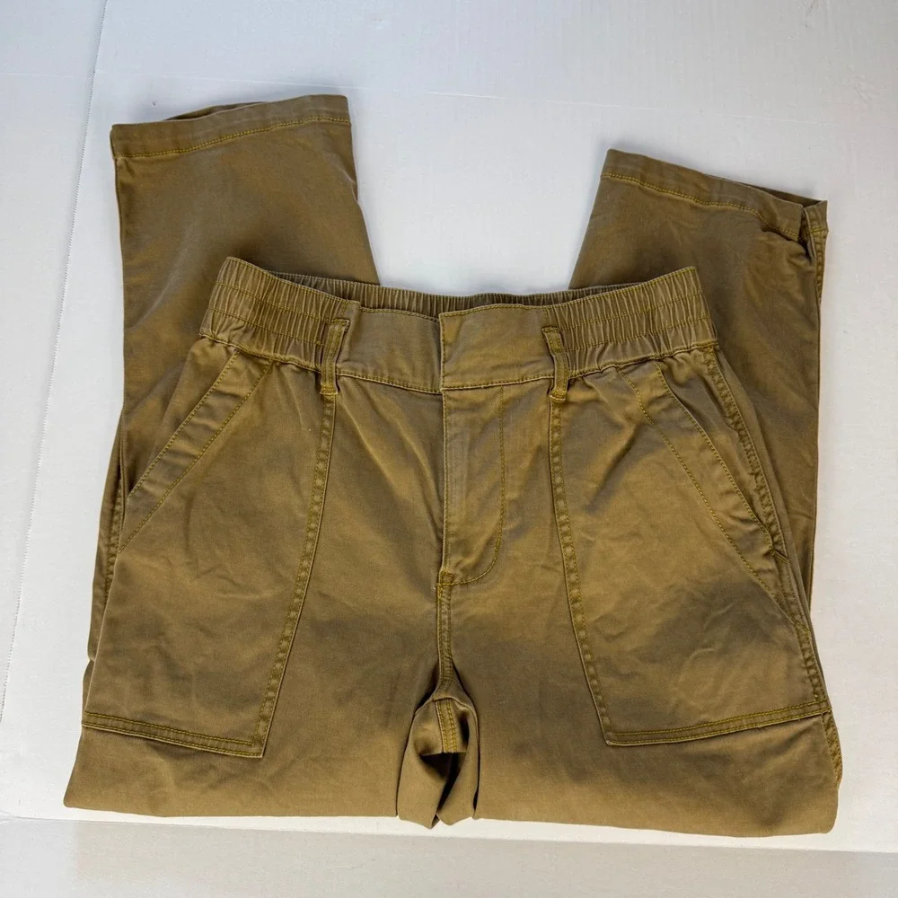 Cabi 5693 Women Tan Brown Utility Cropped Trousers Pants Size 4 Relaxed Fit
